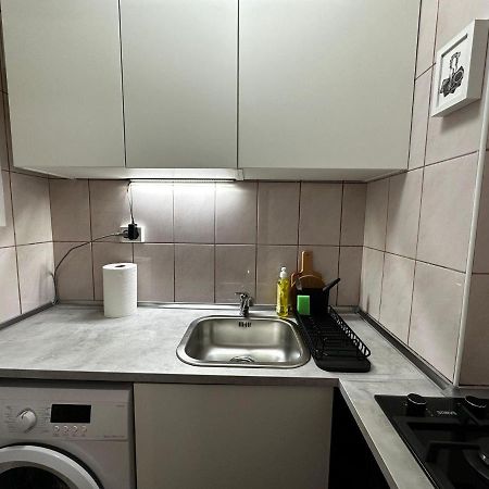 One Room Apartment Decebal Bukarest Kültér fotó