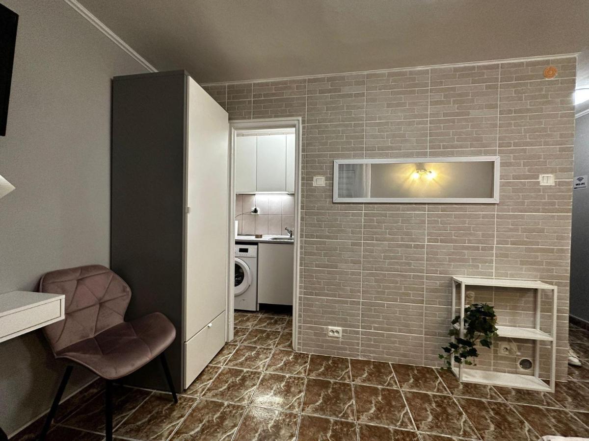 One Room Apartment Decebal Bukarest Kültér fotó